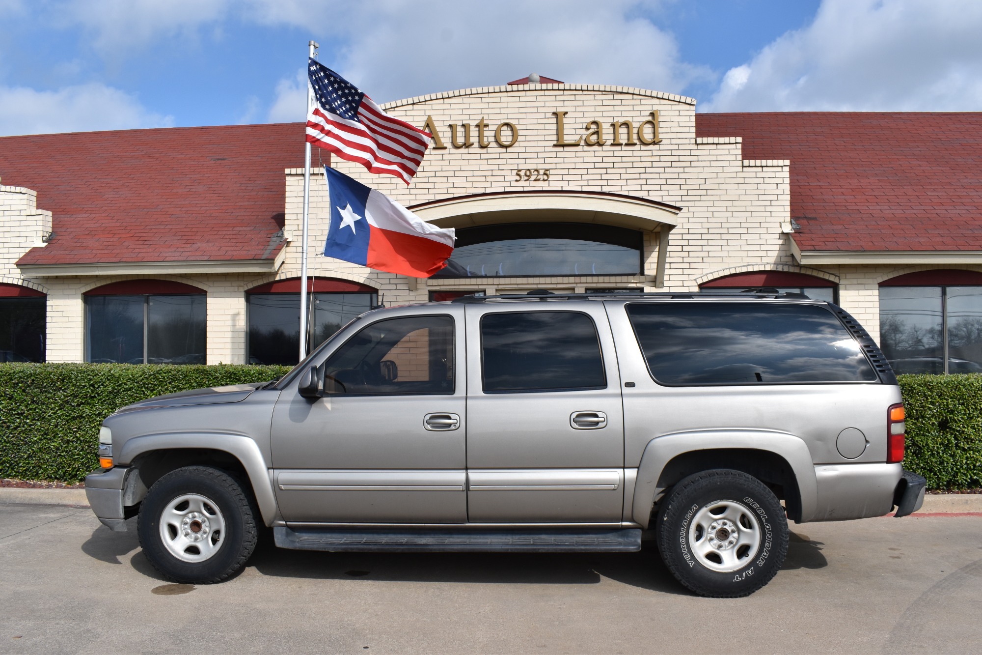 photo of 2003 Chevrolet Suburban